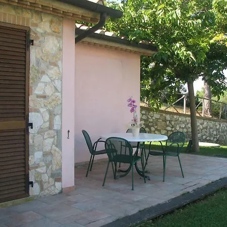 Borgo San Pecoraio Hotel 4*